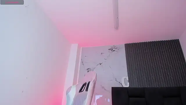 chloesagee online show from July 10, 12:12 am