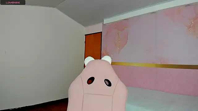 milk candy18 online show from September 30, 12:44 pm