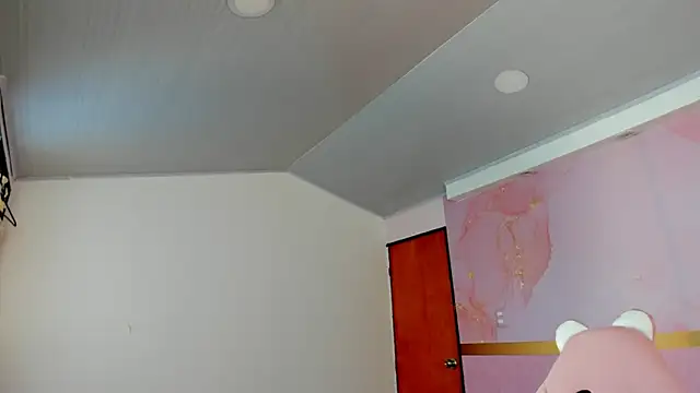 milk candy18 online show from September 25, 12:37 pm