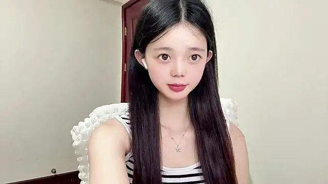 Nicole-13 online show from July 8, 1:24 pm