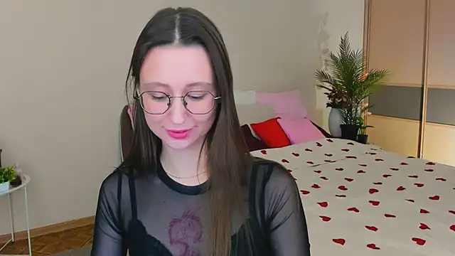 YourLovellyStory online show from June 26, 1:23 pm
