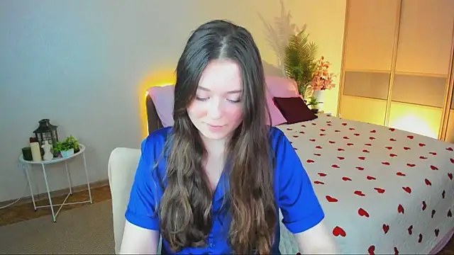 AlluringLookk online show from May 14, 4:57 pm