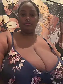 Cocomamii1 online show from June 12, 3:47 am