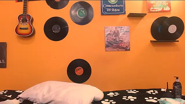 meisevil77 online show from December 21, 3:00 am