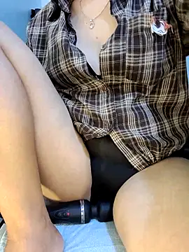 Bee sweet online show from June 17, 12:06 pm