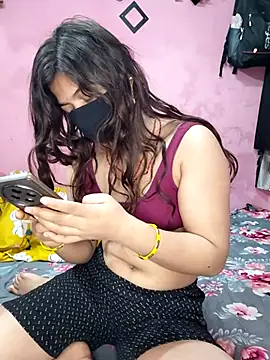 hiddennisha online show from April 1, 2:45 am