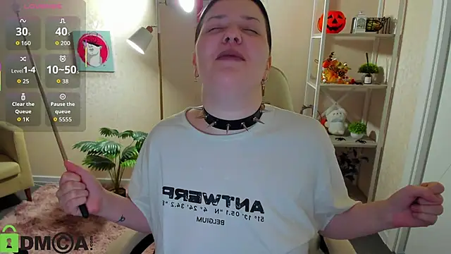 Michele Greenn online show from November 26, 5:25 pm