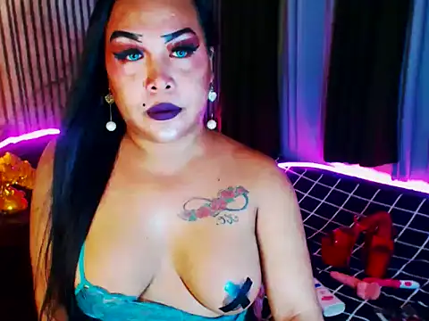 CumFactoryLuna online show from June 18, 9:58 am