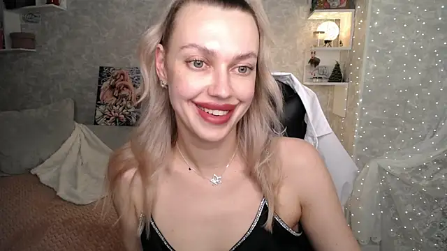 NickyAdamidi online show from January 12, 2:55 pm