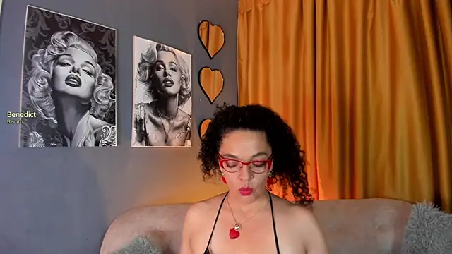 eleonor x online show from April 29, 2:37 am
