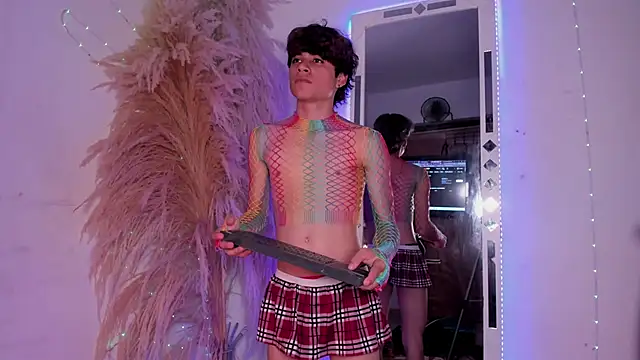 spicy adonhis online show from February 27, 8:30 pm