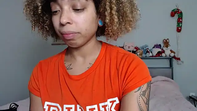 Cherribombzz online show from January 6, 2:26 am