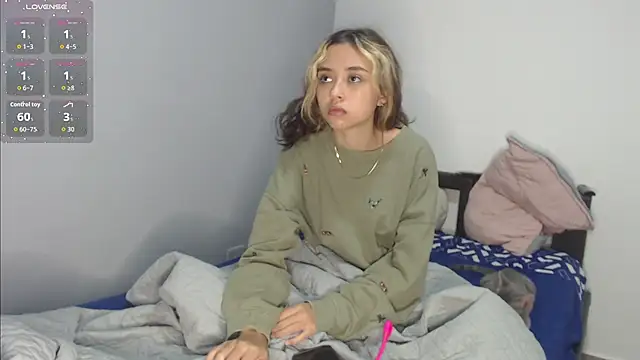 Snapshot of brisazanes chatting on September 30, 2:12 pm brisazanes online show from September 30, 2:12 pm