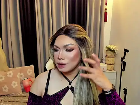 mistresssamantha7 online show from October 5, 6:35 pm