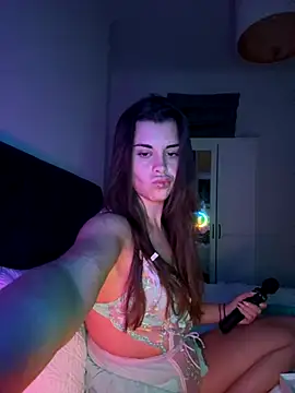 AlitaNova online show from November 4, 9:31 pm