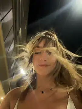 Ninabigtitied online show from June 24, 12:42 am