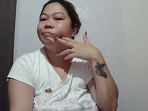 mimi15 online show from August 3, 10:59 pm