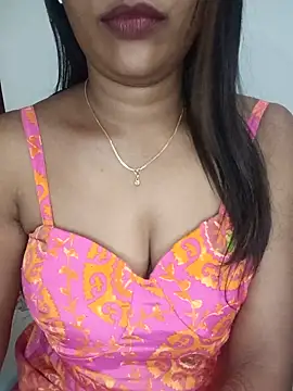 Tamil kavinila online show from August 1, 11:45 am