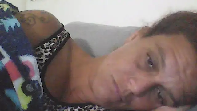 sarahkat86 online show from November 12, 2:53 am