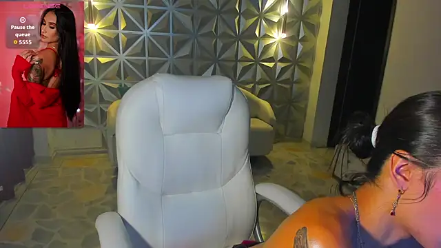 hellen tease online show from July 15, 1:05 pm