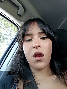 Snapshot of Mikasa-Ackerman chatting on September 25, 9:12 pm Mikasa-Ackerman online show from September 25, 9:12 pm