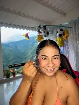 samanthahut1 online show from June 30, 8:30 pm