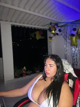 samanthahut1 online show from July 4, 5:47 am