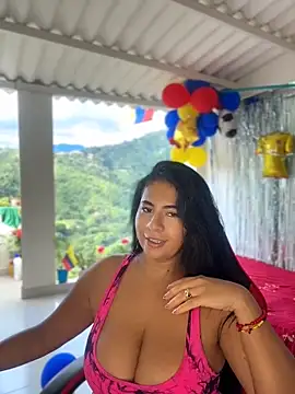 samanthahut1 online show from June 20, 8:34 pm