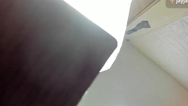 sweet  vanessa1 online show from March 8, 2:04 am