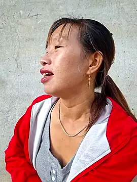 Snapshot of ngocngoc_cute chatting on October 12, 12:46 am ngocngoc cute online show from October 12, 12:46 am