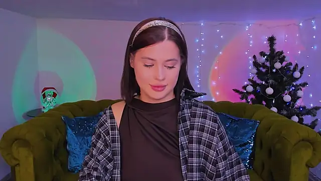 lil angel  online show from December 16, 1:17 pm