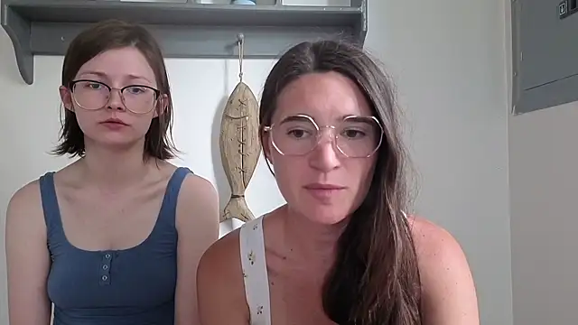 bambifarrina online show from June 9, 11:48 pm