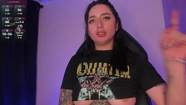 scarlett Collinss online show from April 30, 9:19 pm