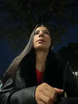 -juicy  online show from February 17, 11:26 pm