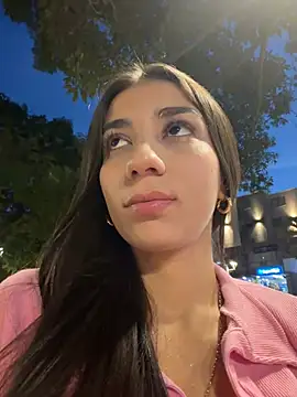 -juicy  online show from July 21, 11:38 pm