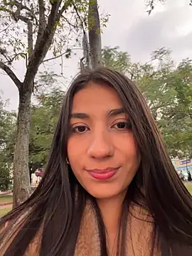 -juicy  online show from March 3, 11:11 pm