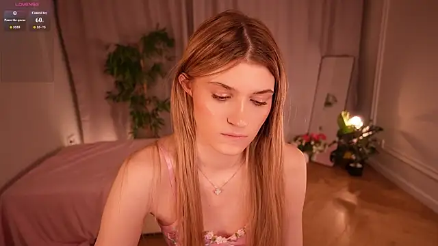 Angell Wild online show from July 28, 8:52 pm