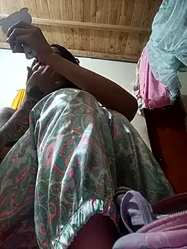 Snapshot of Akasha001 chatting on September 16, 2:52 am Akasha001 online show from September 16, 2:52 am