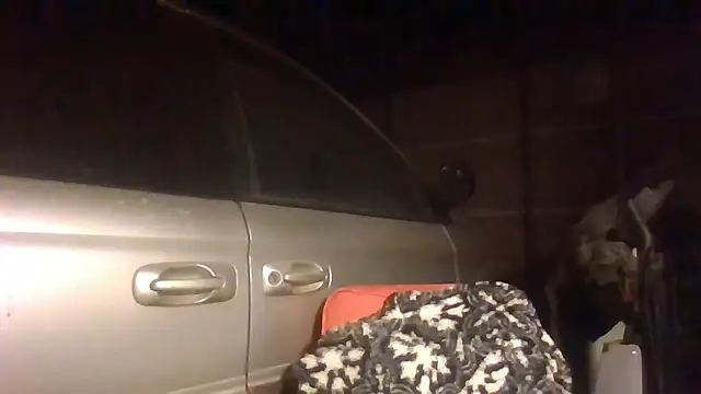 1n0nlythroat online show from July 5, 4:19 am
