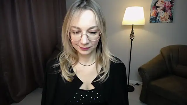 Ava Elior online show from November 14, 10:59 am