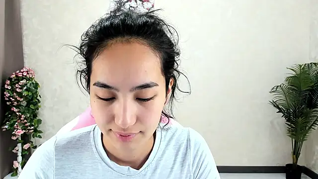 FlirtyAura online show from November 6, 12:49 am