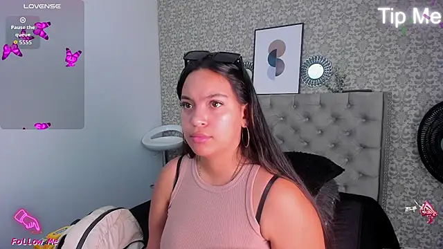 Grace Hollis online show from September 24, 5:23 pm