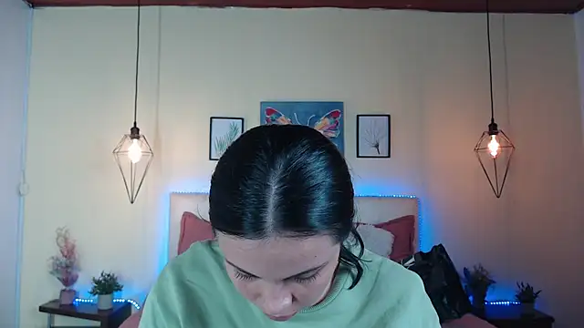 Megan 05  online show from June 30, 6:40 pm