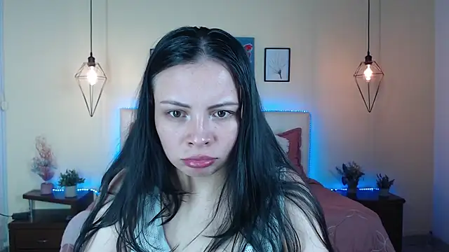 Megan 05  online show from June 23, 7:34 pm