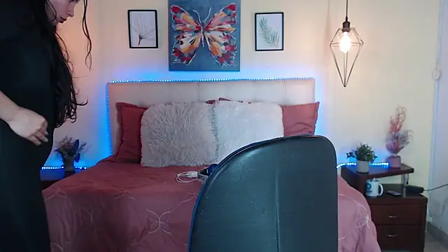 Megan 05  online show from July 24, 7:33 pm