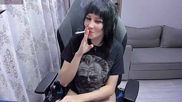 MistyDark online show from August 1, 5:15 pm