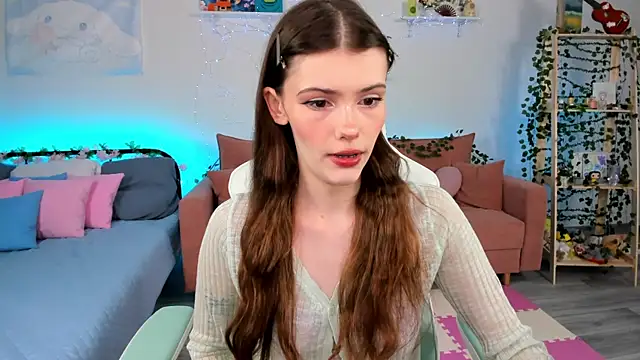 Zoe Vee online show from July 10, 3:18 am