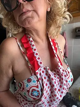 milfevapeccato online show from July 28, 12:59 pm