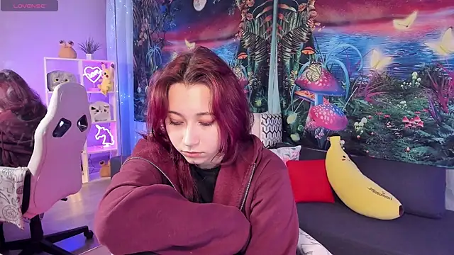 ClaraParks online show from September 27, 6:48 pm