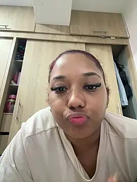  Zahara  online show from February 16, 11:04 pm